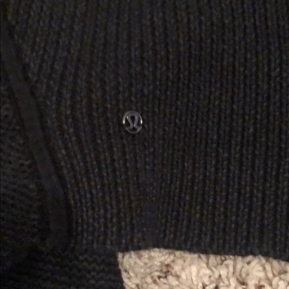 Lululemon cardigan - Picture 6 of 7